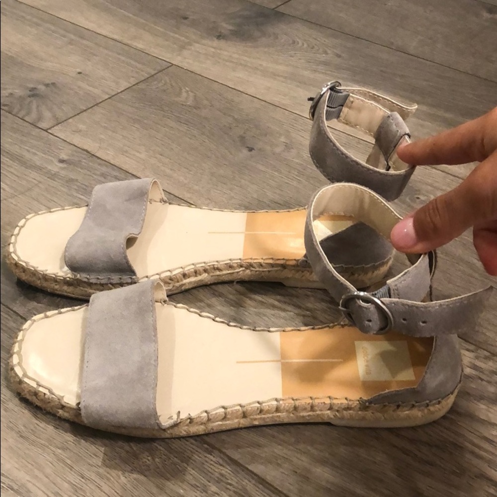 LIKE NEW Dolce Vita Sandals